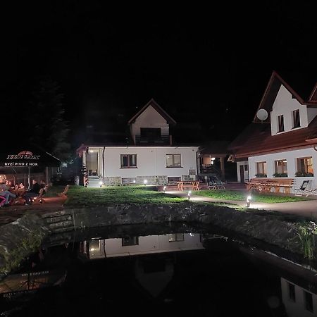 فندق Base Camp Pieniny Niedzica المظهر الخارجي الصورة