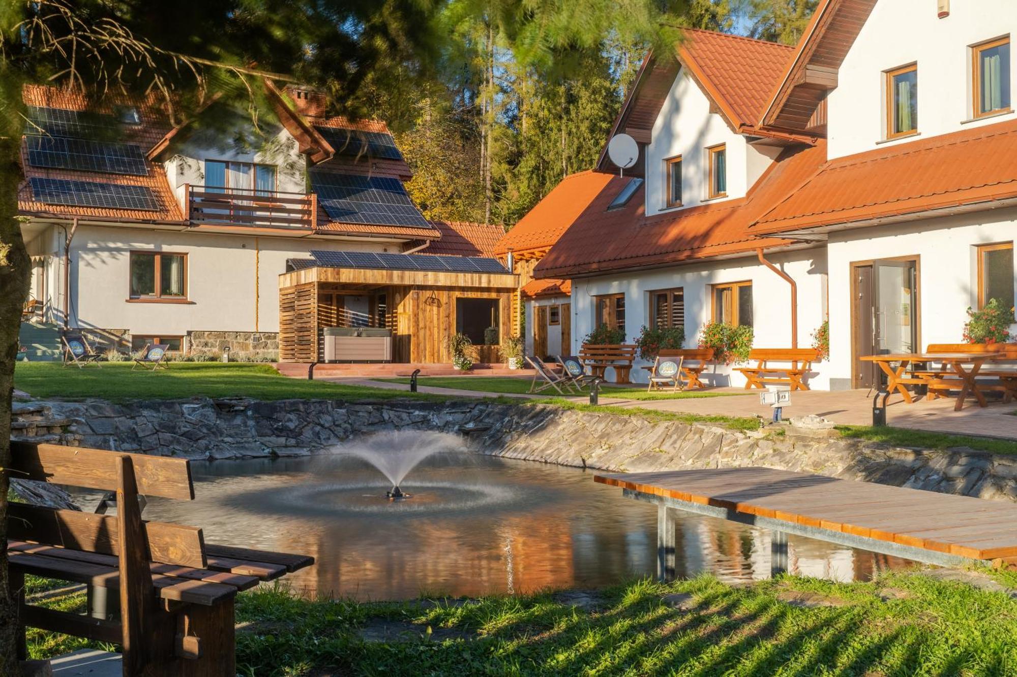 فندق Base Camp Pieniny Niedzica المظهر الخارجي الصورة